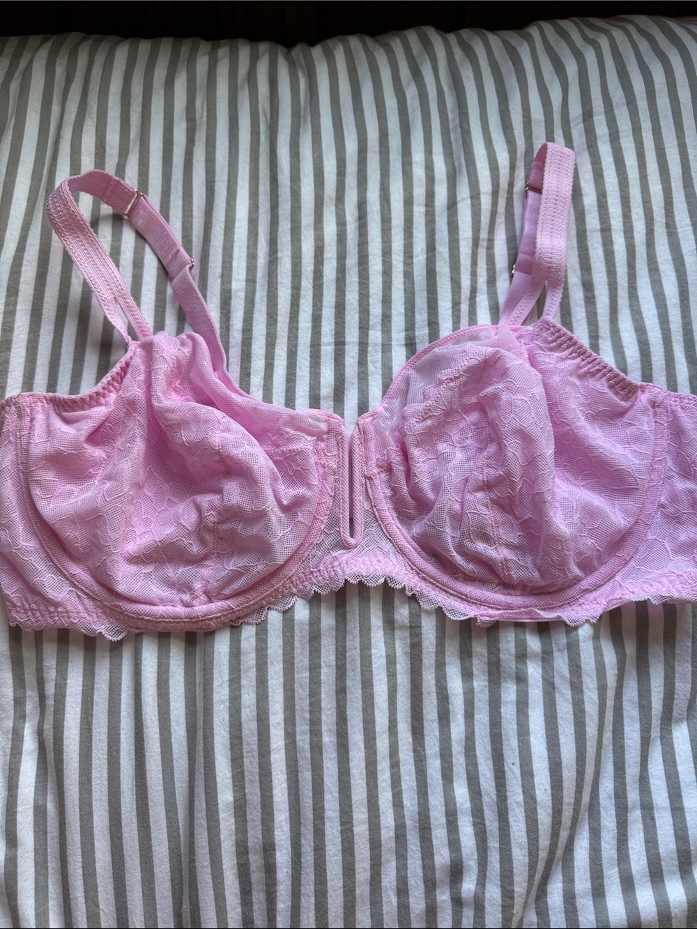 Auden Pink Lace Underwire Bra